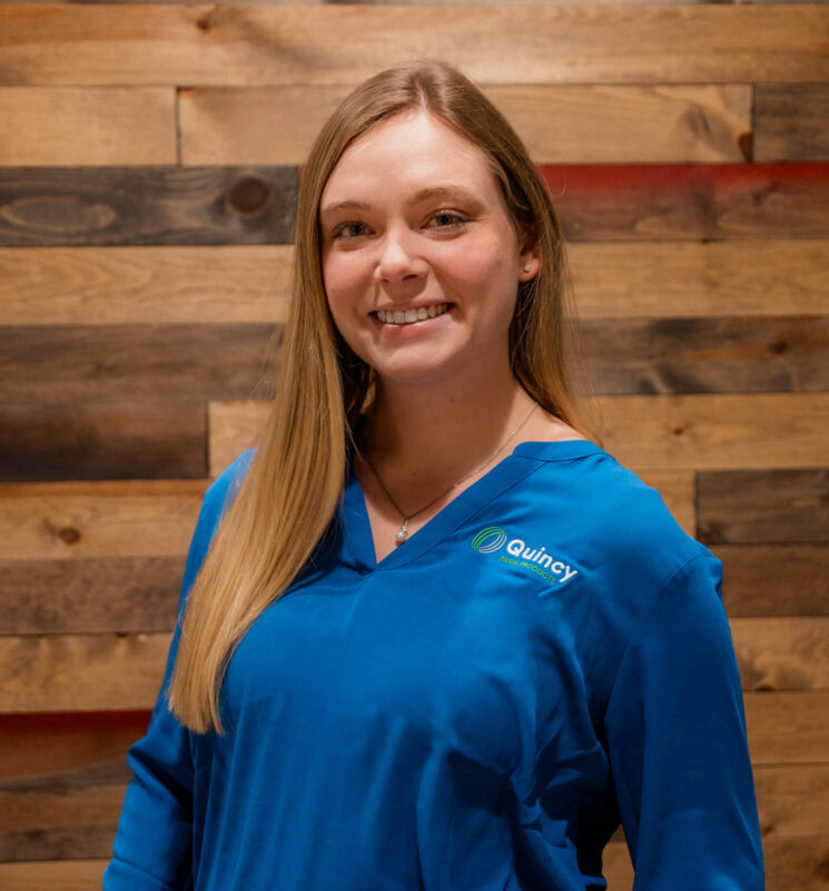 Olivia Newell Staff Picture